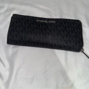 Michael Kors Textured Black Wallet